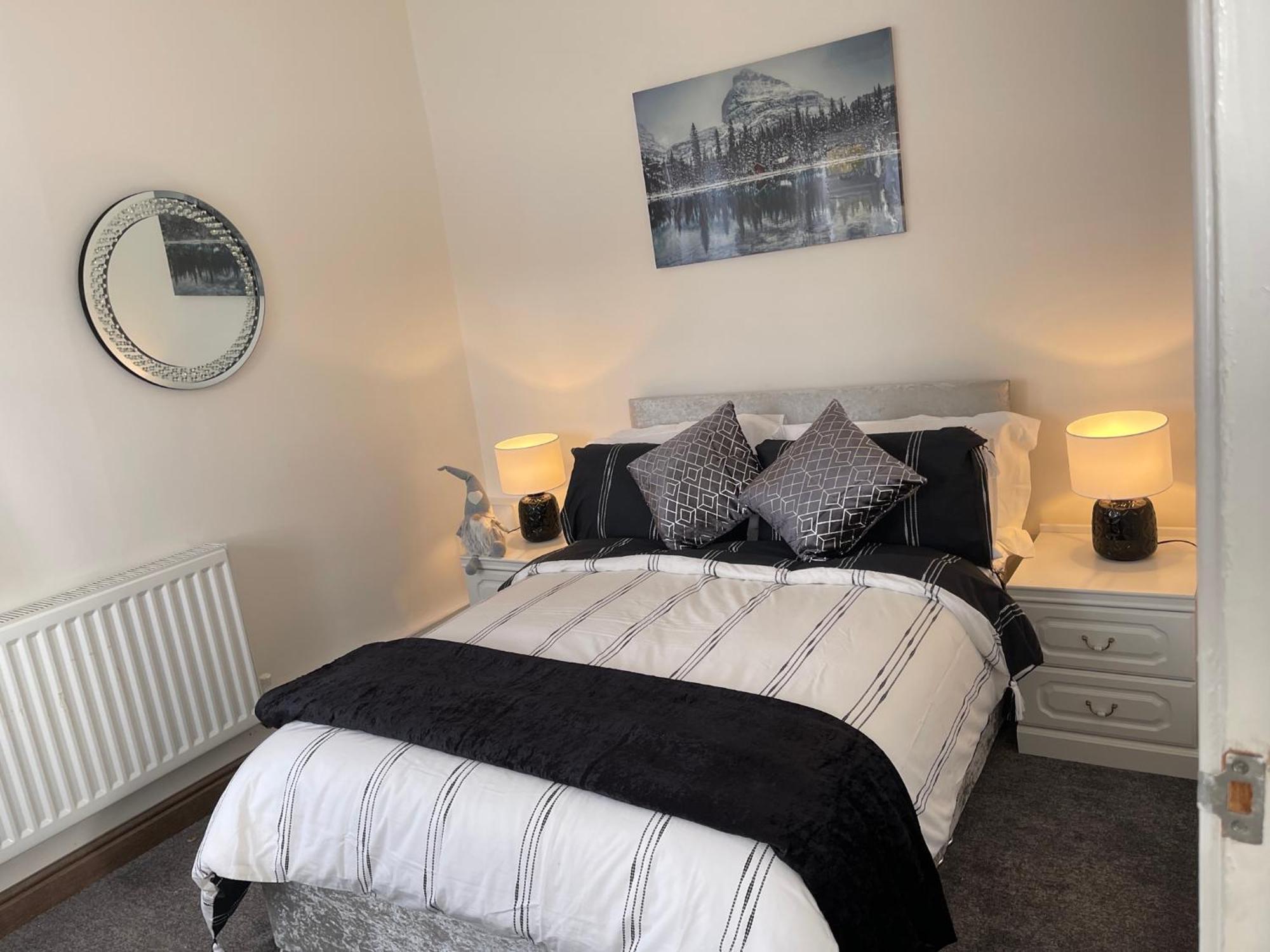 Tollgate House - Luxury Cozy Cottage - Huge Hot Tub - Alton Towers Cheadle  Kültér fotó